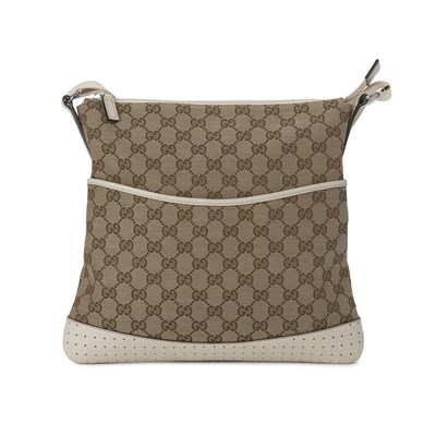 Lot 313 - Gucci, a medium messenger bag.
