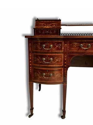 Lot 237 - An Edwardian mahogany Carlton House desk,...