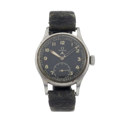 Lot 239 - Omega, a stainless steel military issue 'Dirty Dozen' wrist watch