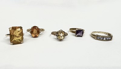 Lot 613 - Five gold gem-set rings