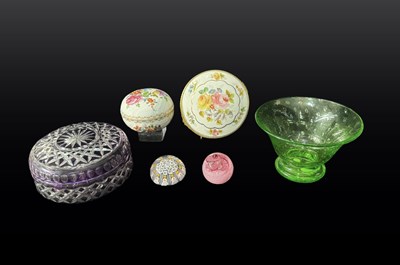 Lot 224 - Ceramics and glass including Ysart/Perthshire...