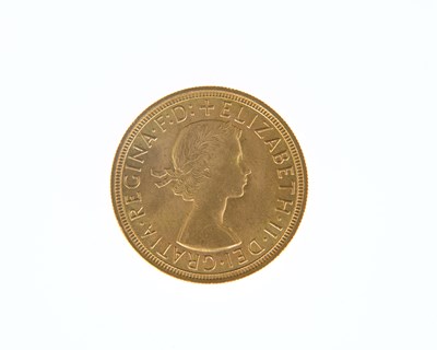 Lot 84 - Elizabeth II, Sovereign, 1957