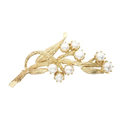 Lot 212 - An 18ct gold pearl floral spray brooch