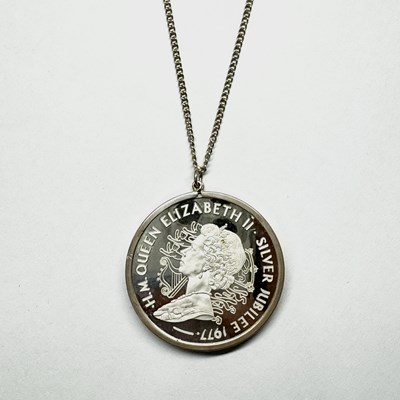 Lot 677 - Elizabeth II, a silver jubilee medal necklace, 1977