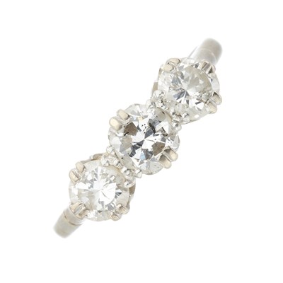 Lot 65 - A mid 20th century diamond three-stone ring