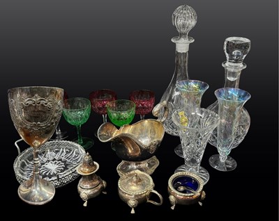 Lot 89 - A collection of cut and moulded glass,...