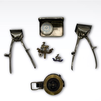 Lot 802 - A WWII compass, T.G. Co. Ltd. London, 1940,...