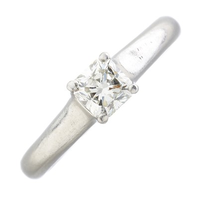 Lot 101 - Tiffany & Co., a platinum diamond single-stone ring