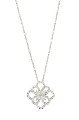 Lot 34 - An 18ct gold diamond cluster pendant, with chain