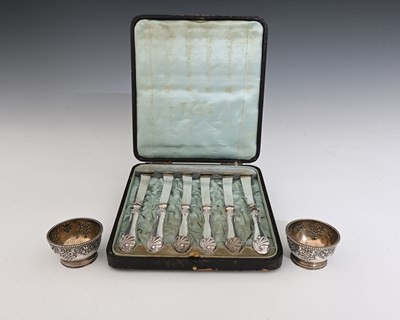 Lot 118 - A pair of Victorian silver open salt cellars,...