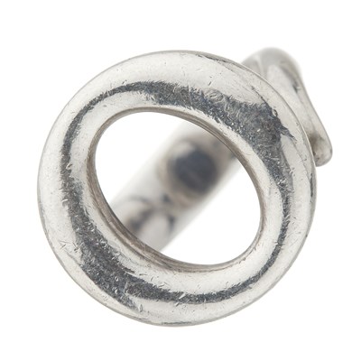 Lot 14 - Elsa Peretti for Tiffany & Co., a silver Sevillana ring