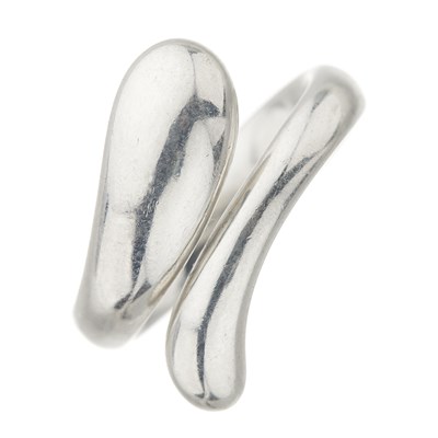 Lot 64 - Elsa Peretti for Tiffany & Co., a silver Teardrop ring