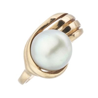 Lot 89 - Mikimoto, a 14ct gold cultured pearl single-stone dress ring