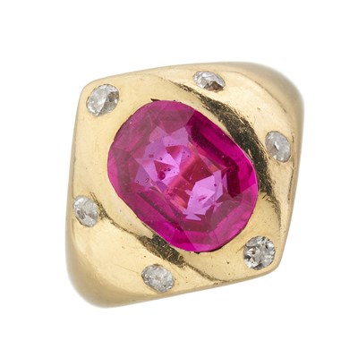 Lot 153 - An early 20th century 18ct gold ruby and diamond band ring