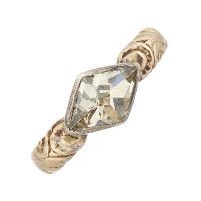 Lot 140 - An unusual Georgian gold diamond single-stone ring