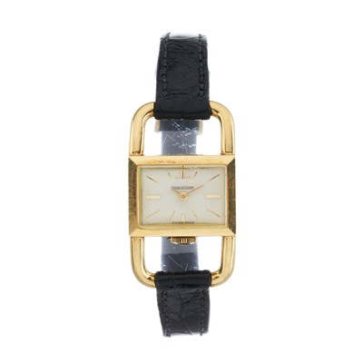 Lot 237 - Jaeger-LeCoultre, an 18k gold Étrier wrist watch