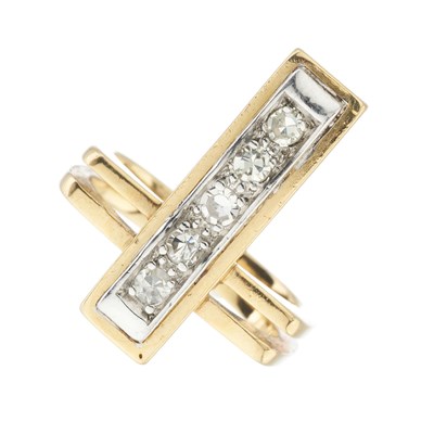 Lot 80 - A mid 20th century gold diamond dress ring