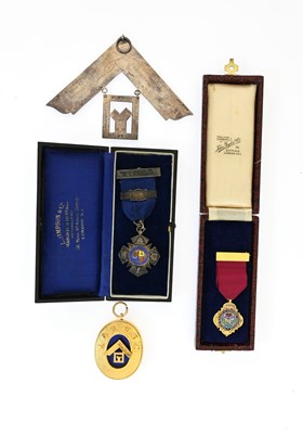 Lot 120 - A collection of silver and gold Masonic and...