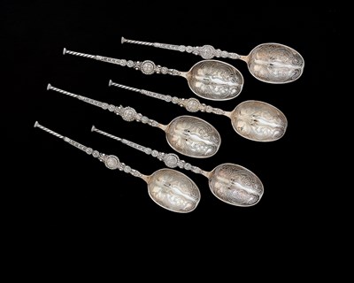 Lot 111 - A set of six Elizabeth II silver teaspoons,...