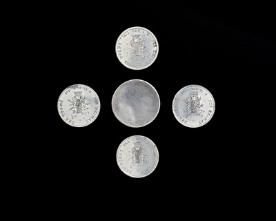 Lot 268 - A German silver counter box, of circular form,...