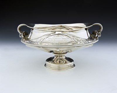 Lot 257 - A George V silver twin-handled pedestal bowl,...