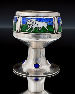 Lot 151 - An Edwardian Arts & Crafts silver and enamel...