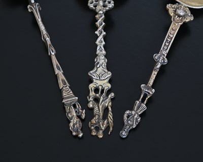 Lot 71 - Three Continental silver-coloured metal...