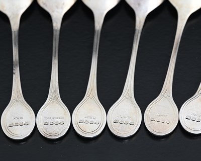 Lot 48 - A set of twelve Elizabeth II silver spoons,...