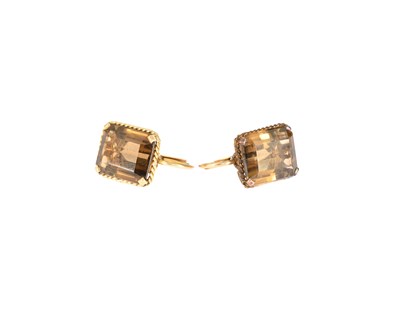 Lot 39 - A pair of 1970s 18ct gold smoky quartz earrings