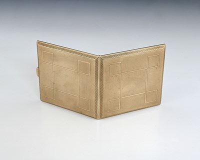 Lot 10 - A George V nine-carat gold Art Deco style...