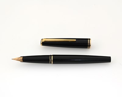 Lot 117 - Montblanc, a Classic fountain pen, circa 1980,...