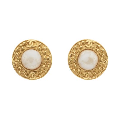 Lot 381 - Chanel, a pair of clip-on earrings.