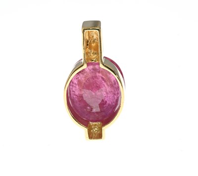 Lot 44 - An 18ct gold ruby single-stone pendant