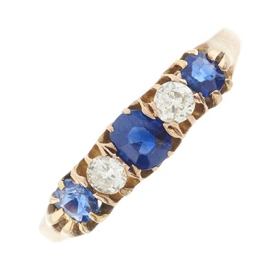 Lot 127 - An early 20th century 9ct gold sapphire and diamond five-stone ring