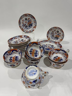 Lot 16 - A part MInton tea service, in the Amherst...