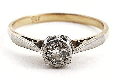 Lot 265 - A mid 20th century 9ct gold diamond single-stone ring