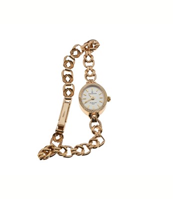 Lot 79 - Sovereign, a 9ct gold bracelet watch