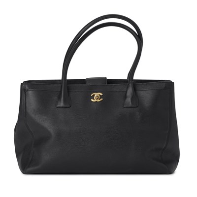 Lot 369 - Chanel, a Cerf Executive tote.