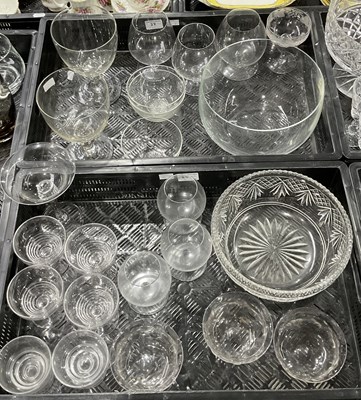 Lot 27 - A collection of glass including Baccarat, Webb...