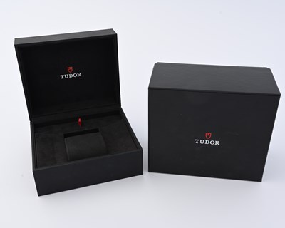 Lot 325 - Tudor - A Pelagos LHD bracelet watch