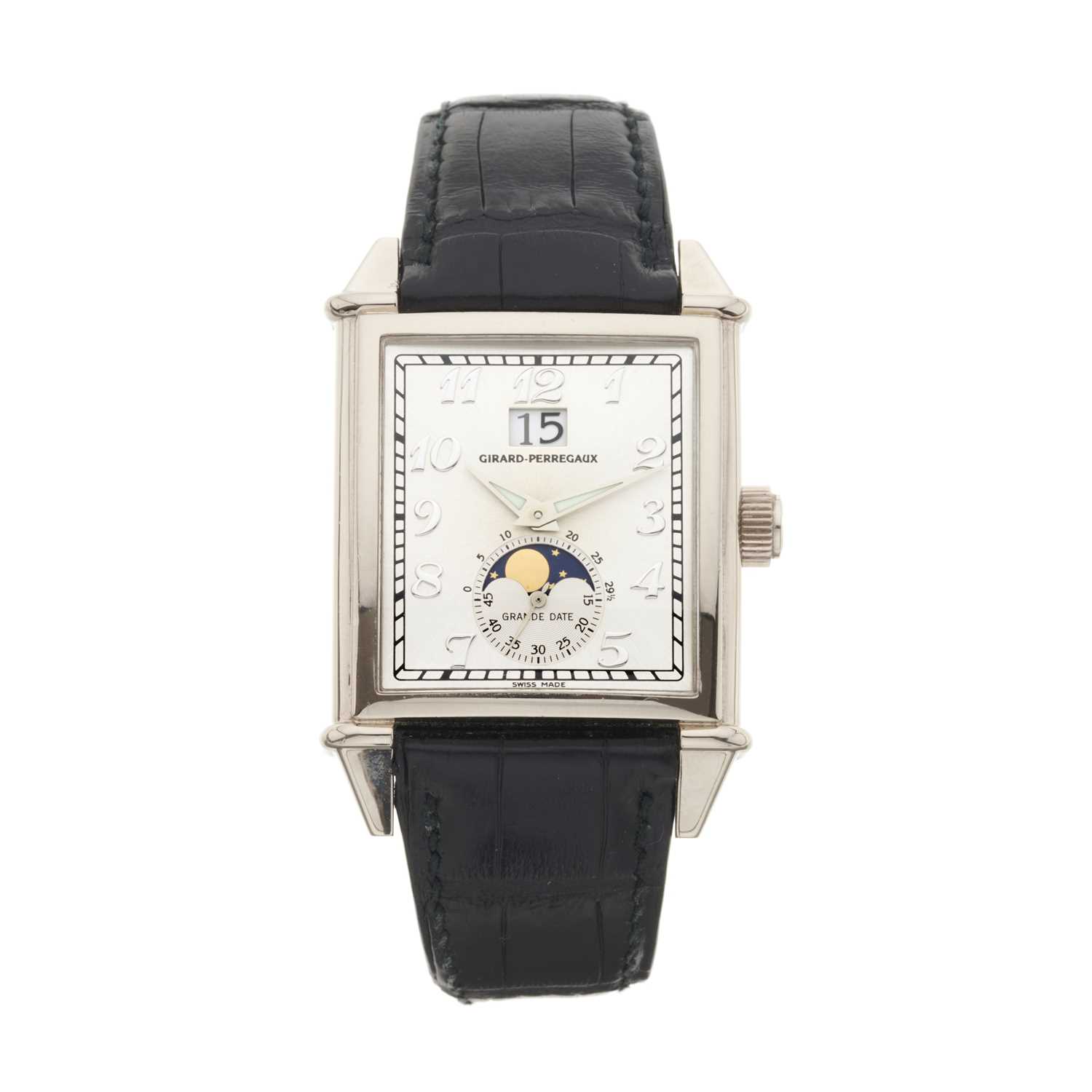 Lot 231 - Girard-Perregaux, an 18ct gold Vintage 1945 wrist watch