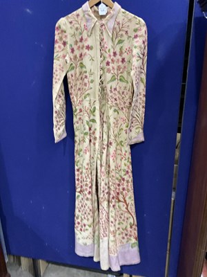 Lot 376f - Ladies Embroidered Dressing Gown