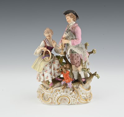 Lot 537 - A Meissen figure group, late 19th Century, The...