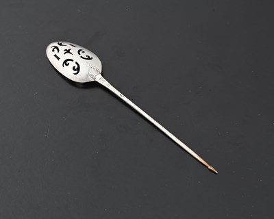 Lot 95 - A George II or III silver mote spoon, circa...