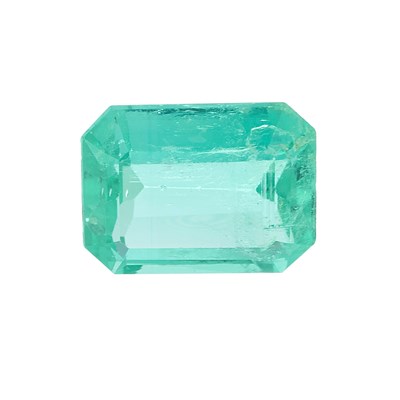 Lot 82 - A Colombian emerald, weighing approximately...