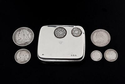 Lot 394 - An Edwardian silver patent coin holder, of...