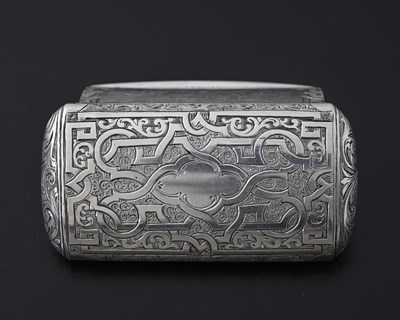 Lot 99 - A Victorian silver snuff box, with...