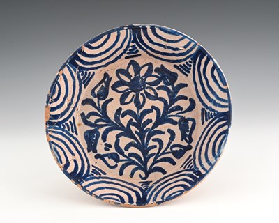 Lot 533 - A Spanish Fajalauza art pottery bowl, Granada,...