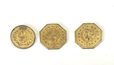 Lot 368 - Three USA 'California Gold' coins/tokens, 1/2...