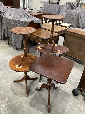 Lot 407 - A collection of occasional/side tables,...